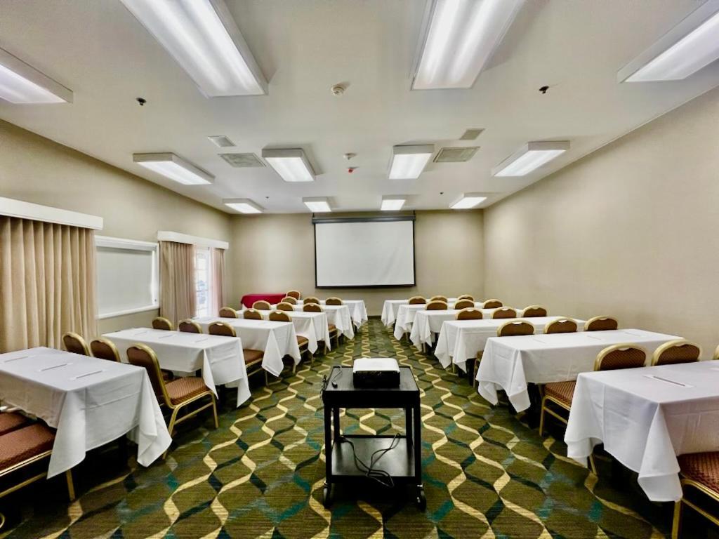 Residence Inn La Mirada Buena Park מראה חיצוני תמונה